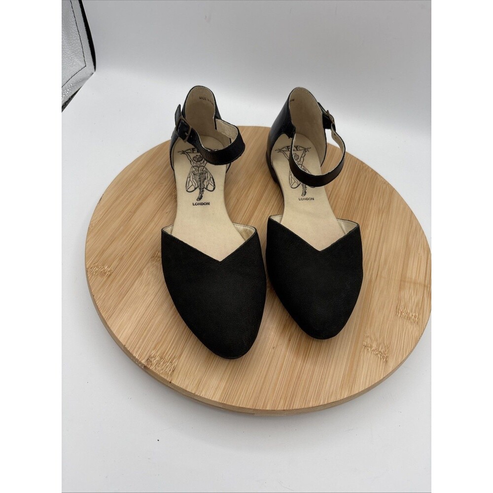 Fly London Black Leather Ankle Strap Flats Closed Toes Mary Jane EU 39